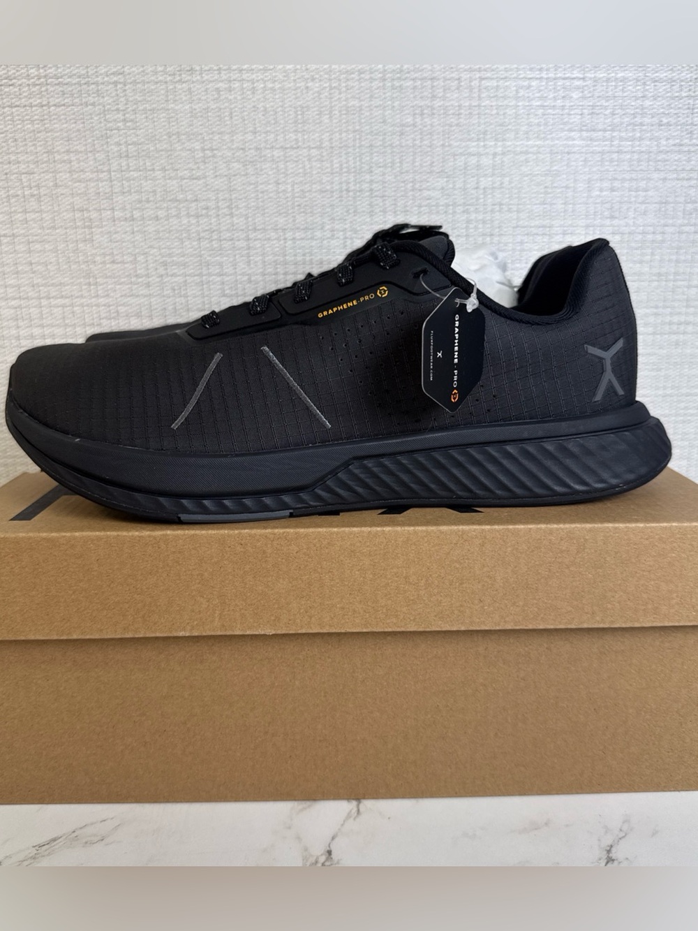 Flux Adapt Graphene Runner Shadow Black Mens 8.5 Shoe Cross Training Sneaker 1/2